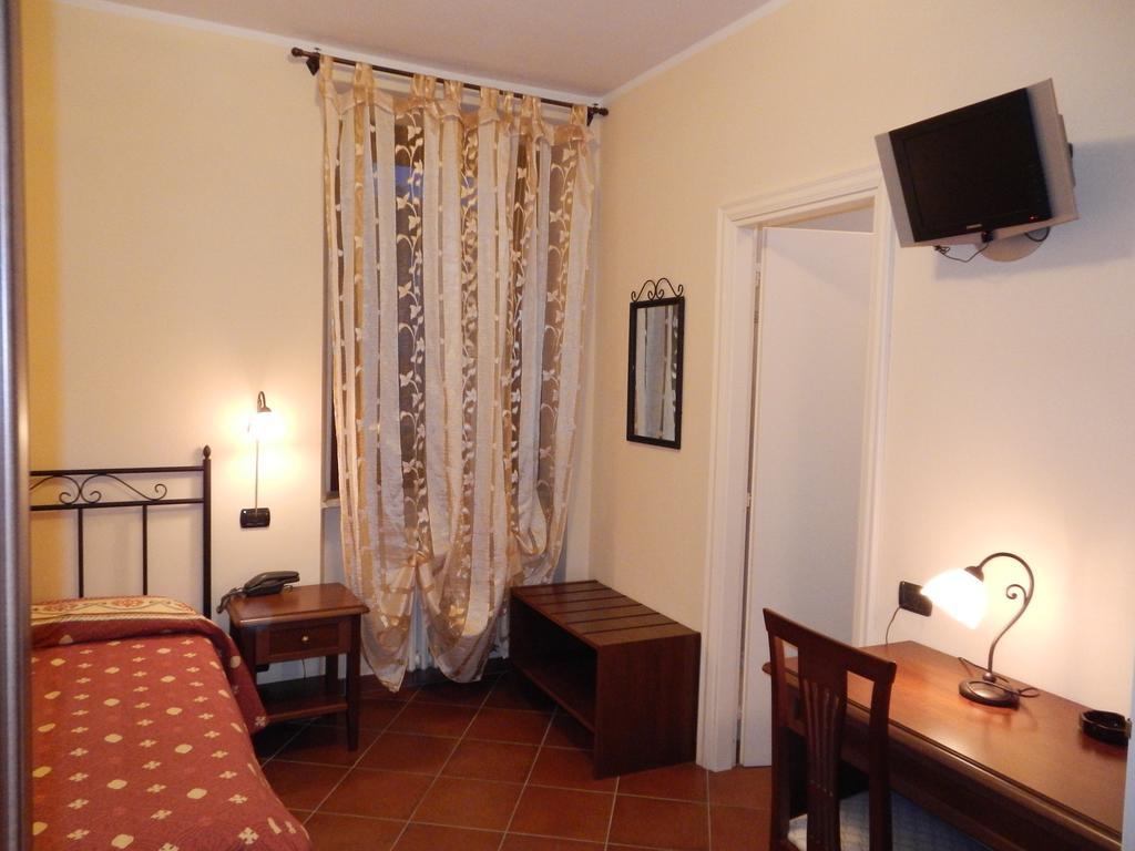 Risthotel Pizzeria Italia Godiasco 部屋 写真